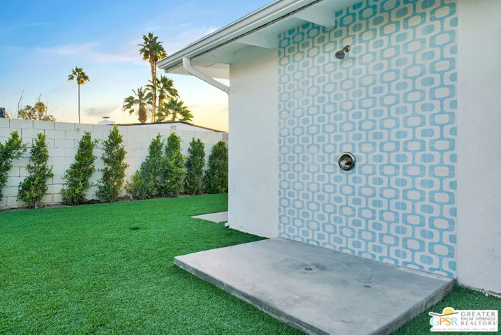 1890 E Amado Road, Palm Springs, California 92262
