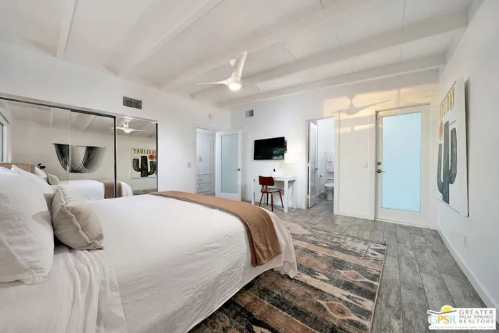 1890 E Amado Road, Palm Springs, California 92262
