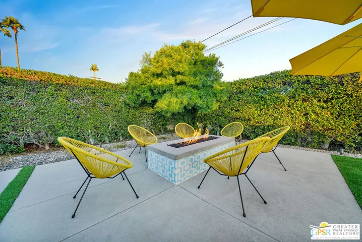 1890 E Amado Road, Palm Springs, California 92262