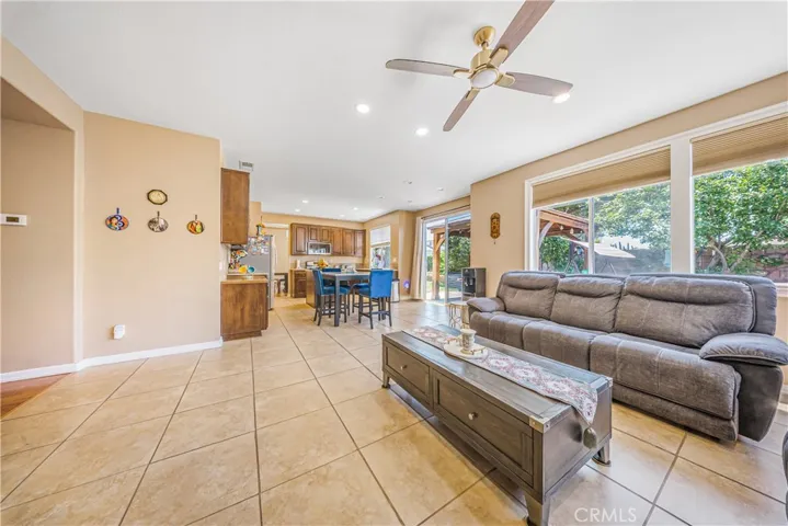 26473 Oaklington, Murrieta, California 92563