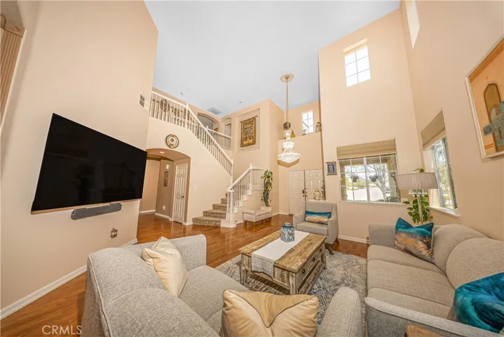 26473 Oaklington, Murrieta, California 92563