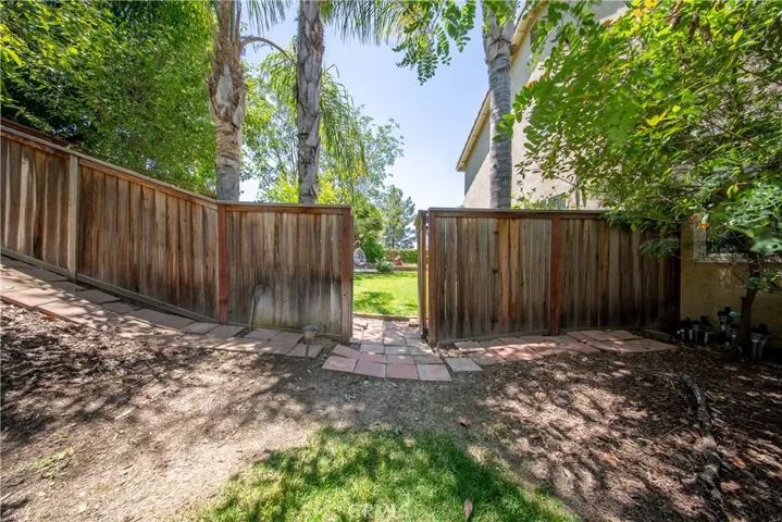 26473 Oaklington, Murrieta, California 92563