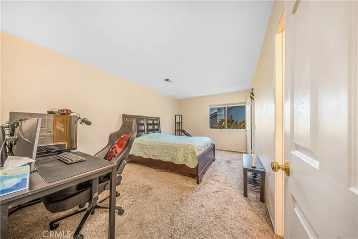 26473 Oaklington, Murrieta, California 92563