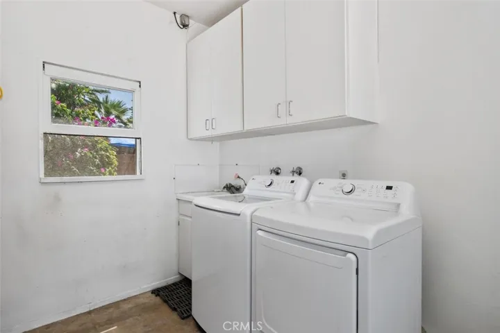 1901 N Greenbrier Street, Santa Ana, California 92706