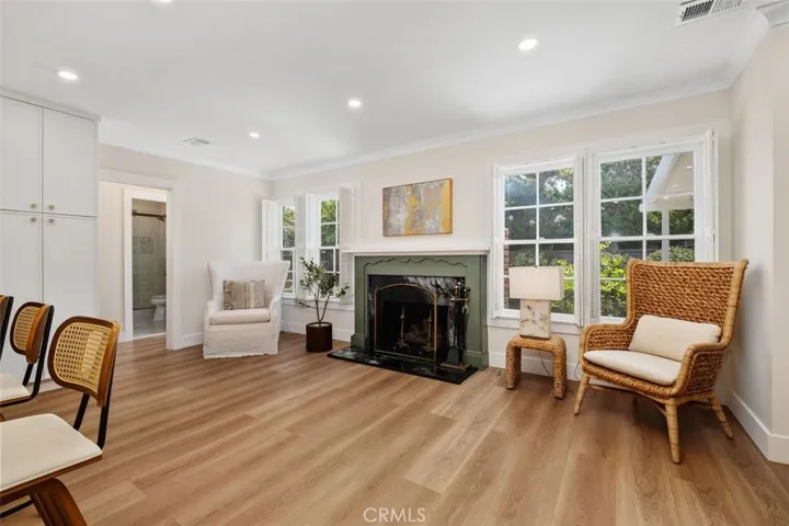 1901 N Greenbrier Street, Santa Ana, California 92706