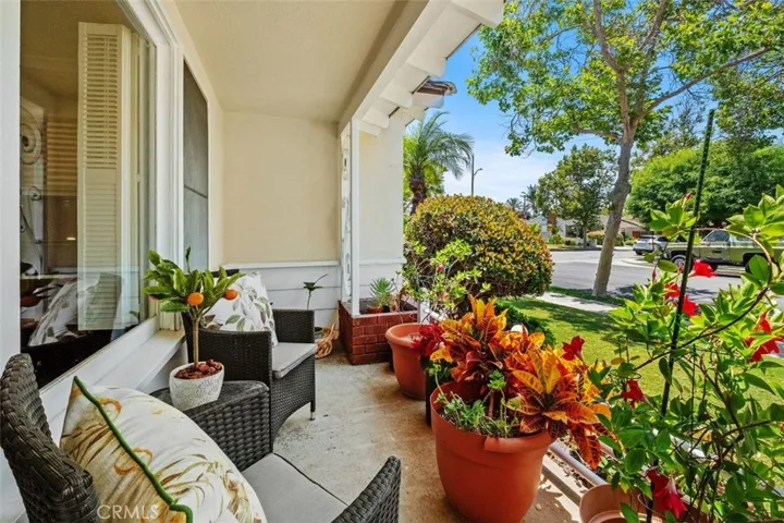 1901 N Greenbrier Street, Santa Ana, California 92706