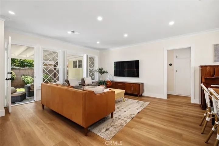 1901 N Greenbrier Street, Santa Ana, California 92706