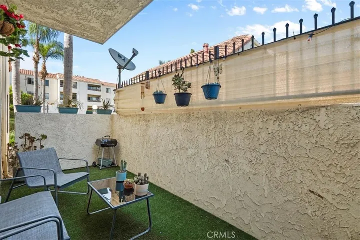 Private patio area