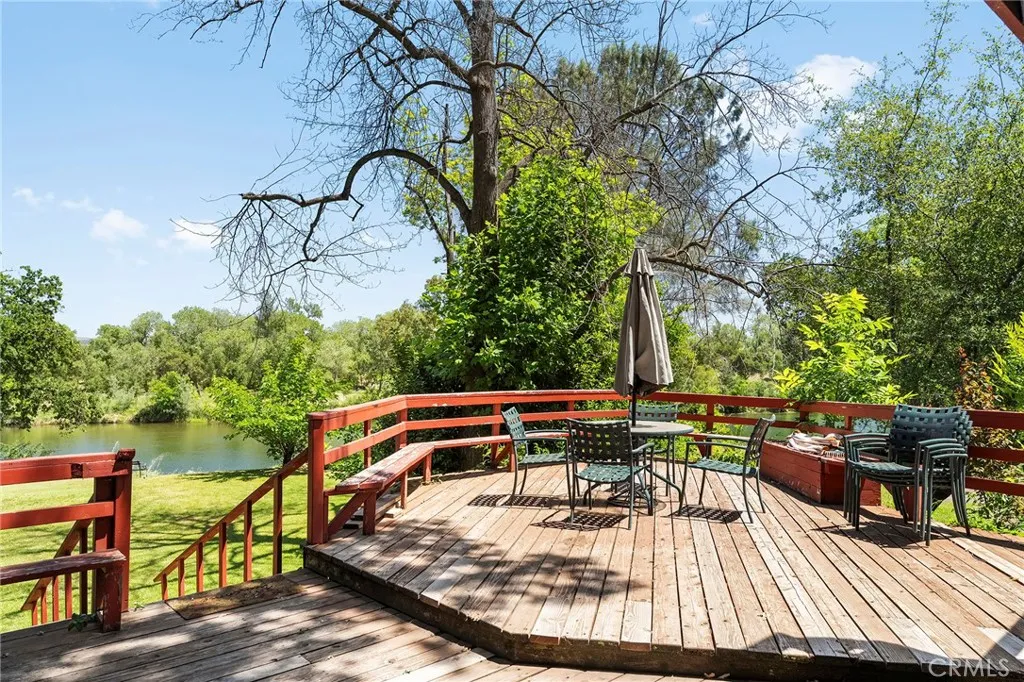 Back Dock
