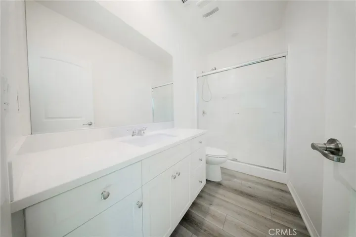 Downstairs Master Full Bath