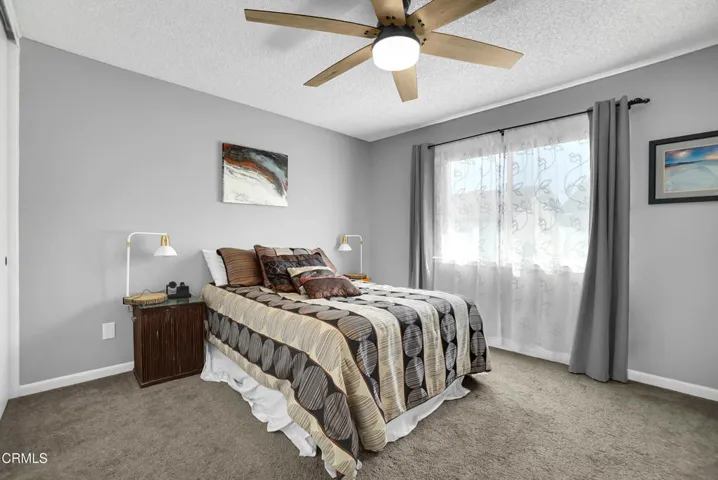 PropertyGraphy.com  (27)