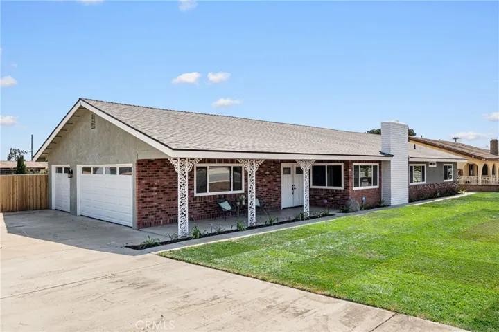 Virtually Staged Front Lawn