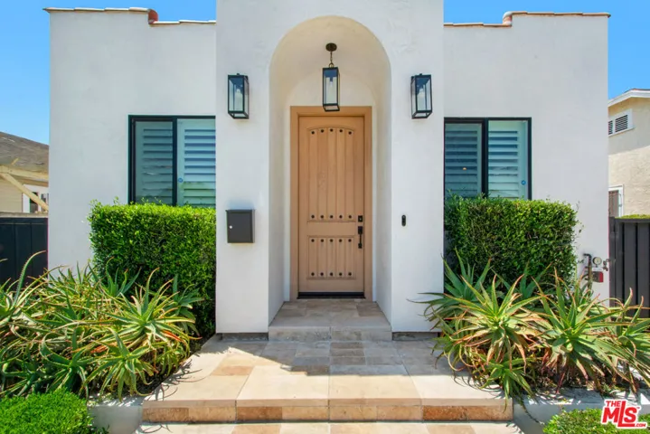 3763 S Gramercy Place, Los Angeles, California 90018