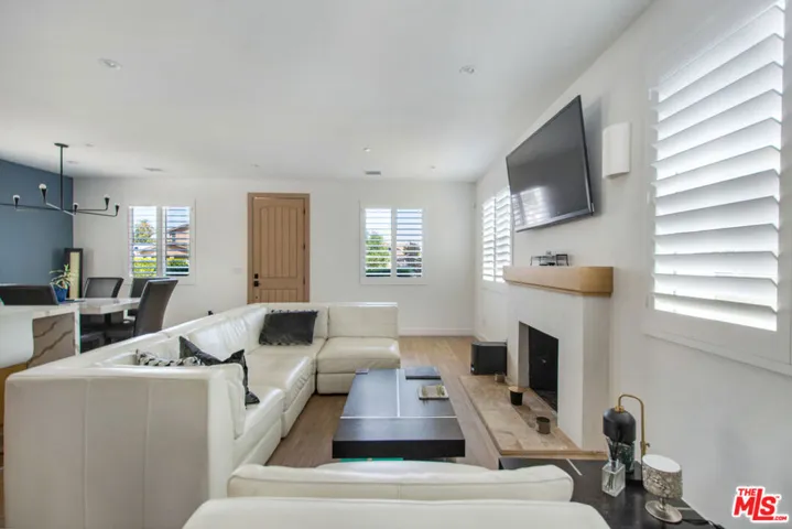 3763 S Gramercy Place, Los Angeles, California 90018