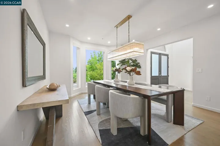 1 Oakview Terrace, Orinda, California 94563-3133