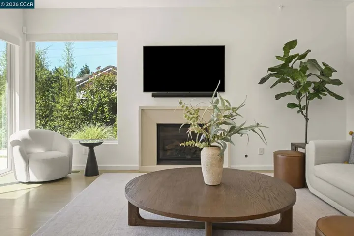 1 Oakview Terrace, Orinda, California 94563-3133