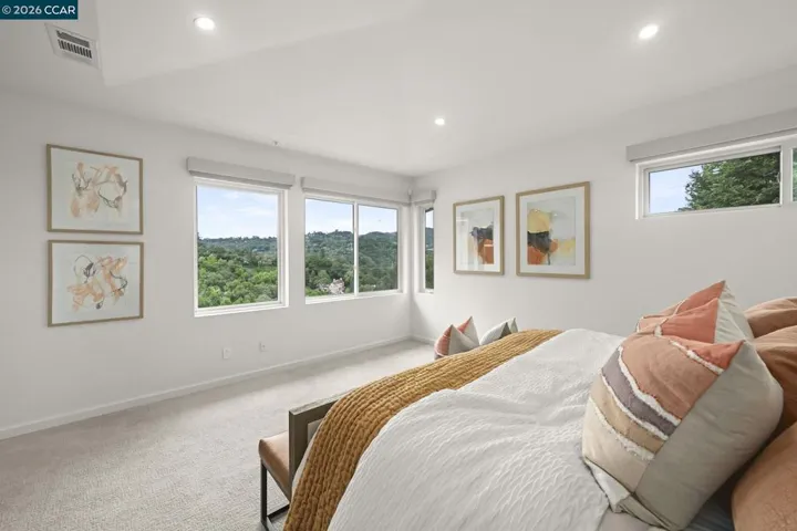 1 Oakview Terrace, Orinda, California 94563-3133