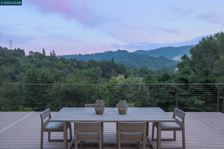 1 Oakview Terrace, Orinda, California 94563-3133