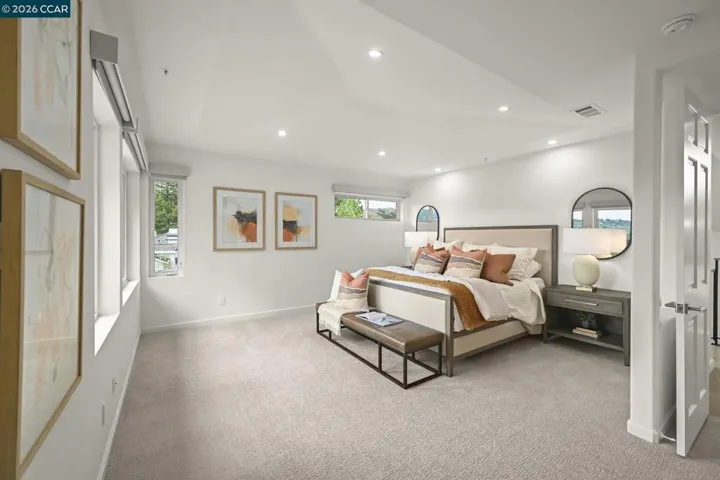 1 Oakview Terrace, Orinda, California 94563-3133