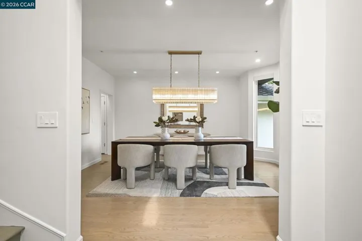 1 Oakview Terrace, Orinda, California 94563-3133