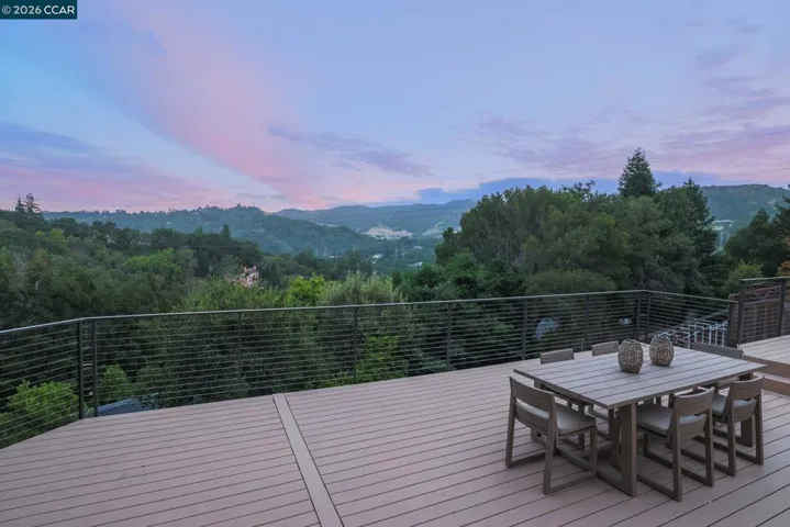 1 Oakview Terrace, Orinda, California 94563-3133