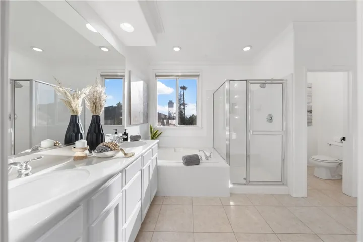 40325 Odessa, Temecula, California 92591