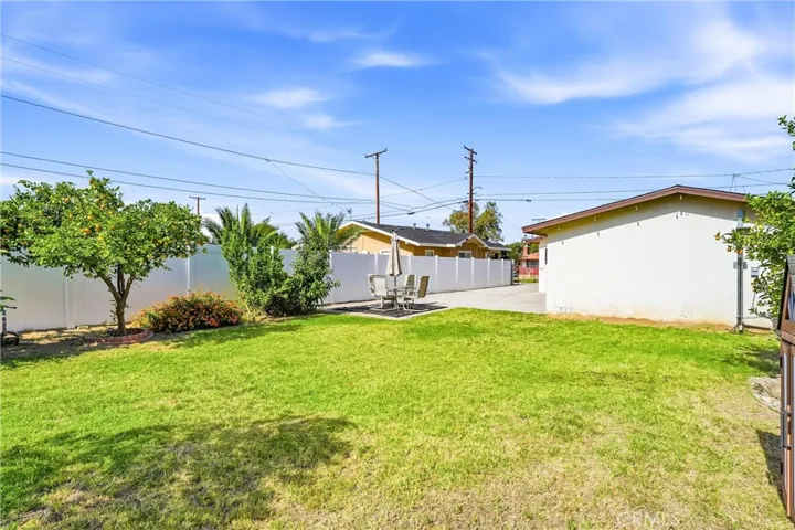 7183 Olive, Highland, California 92346