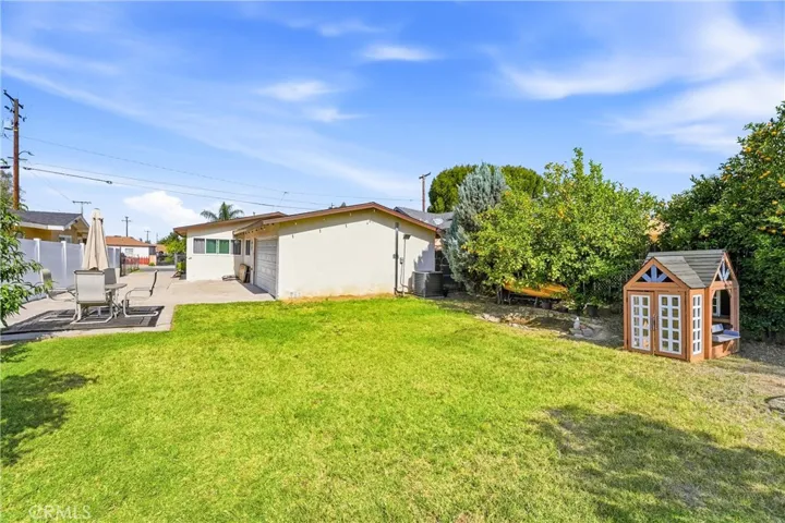 7183 Olive, Highland, California 92346