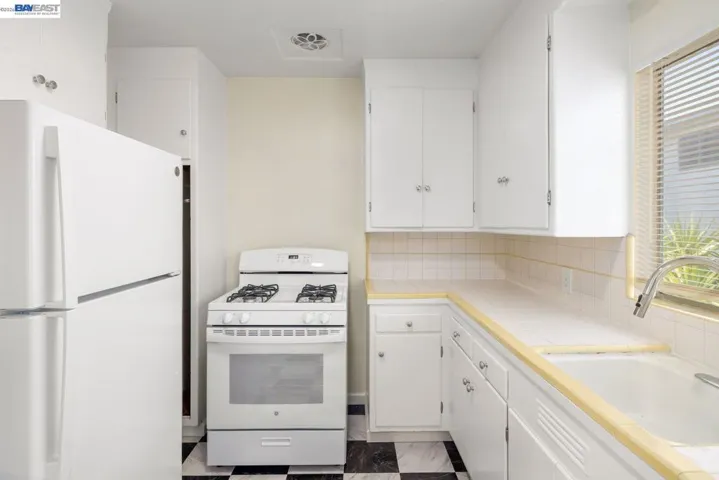 4144 Masterson St, Oakland, California 94619