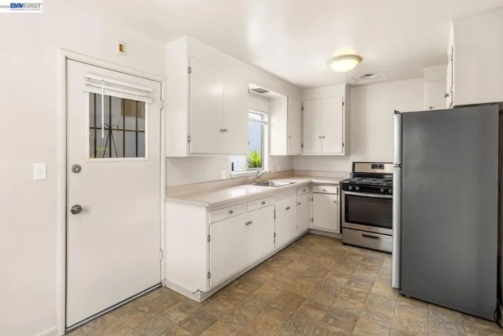 4144 Masterson St, Oakland, California 94619