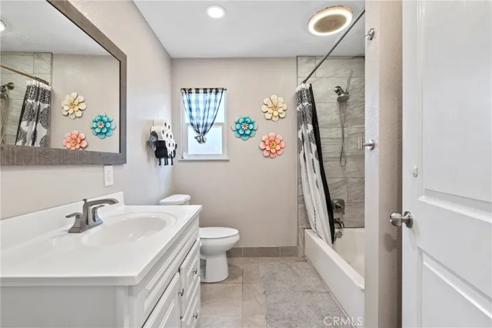 1149 River Bluff, Oakdale, California 95361