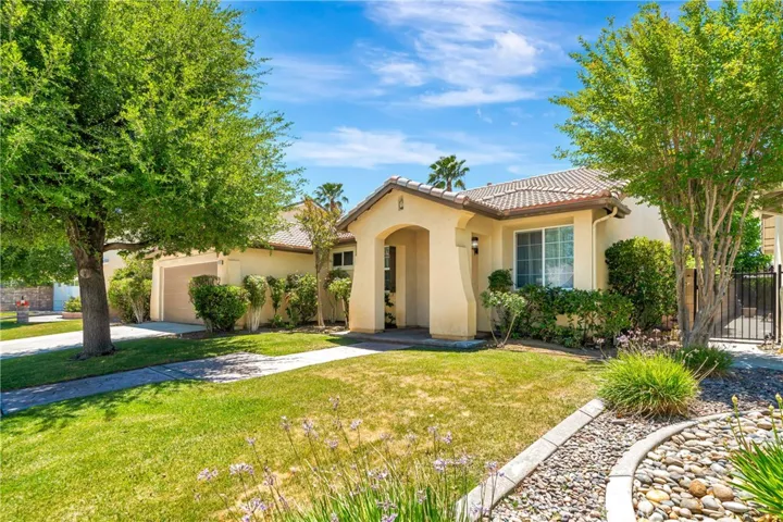 4638 Jade Court, Lancaster, California 93536