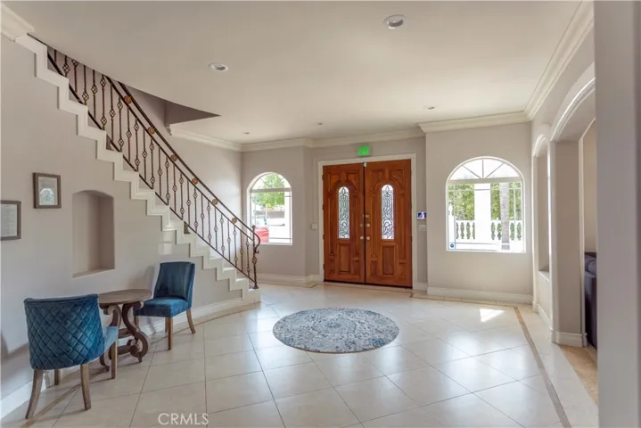 5449 Woodman Avenue, Sherman Oaks, California 91401