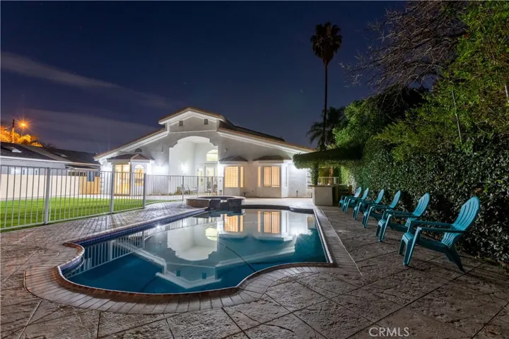 5449 Woodman Avenue, Sherman Oaks, California 91401