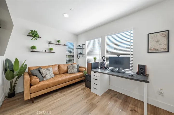 Flex Room