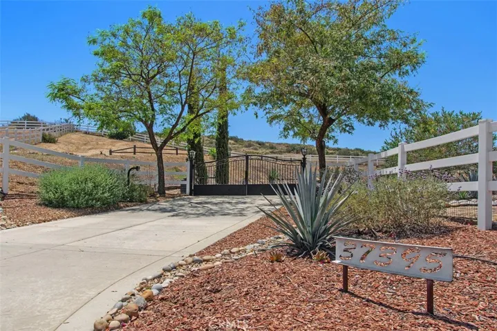 Estate gate entry