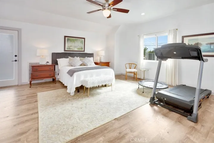 Upstairs to the right is expansive primary en suite and rear balcony.