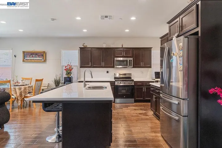 Kitchen island