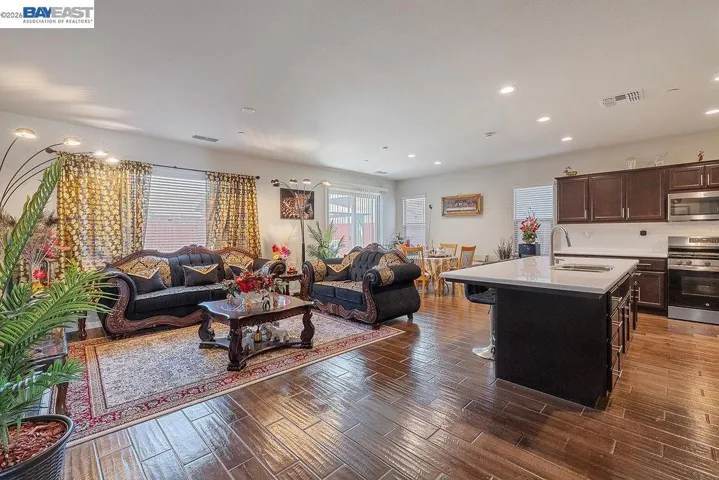 FamilyRoom