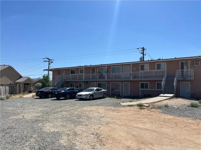 15535 Broken Bow Rd, Apple Valley, California 92307