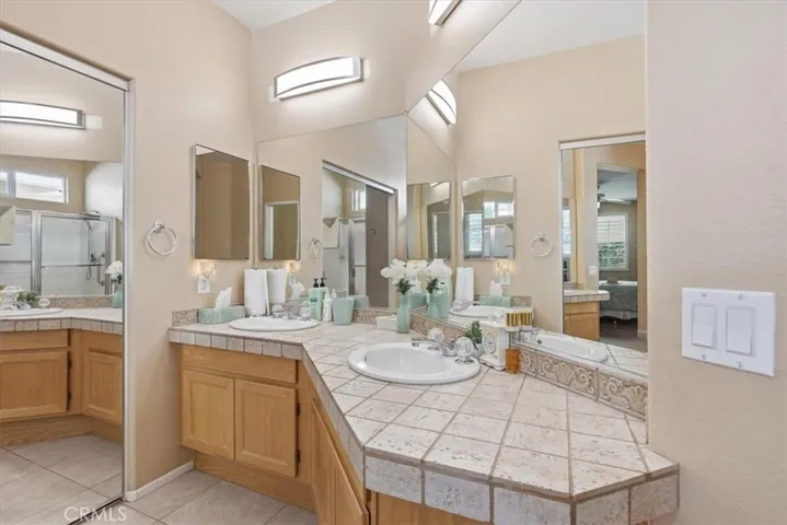 bedroom bath