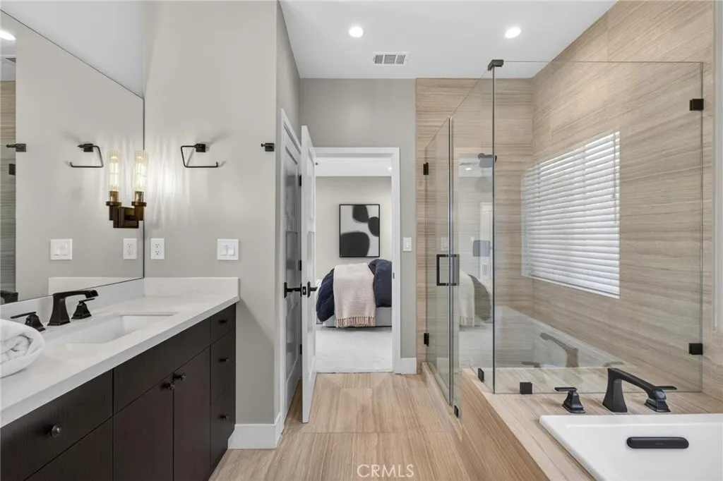 Primary Bedroom Bathroom