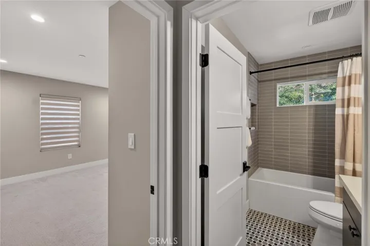 Downstairs Bathroom #2