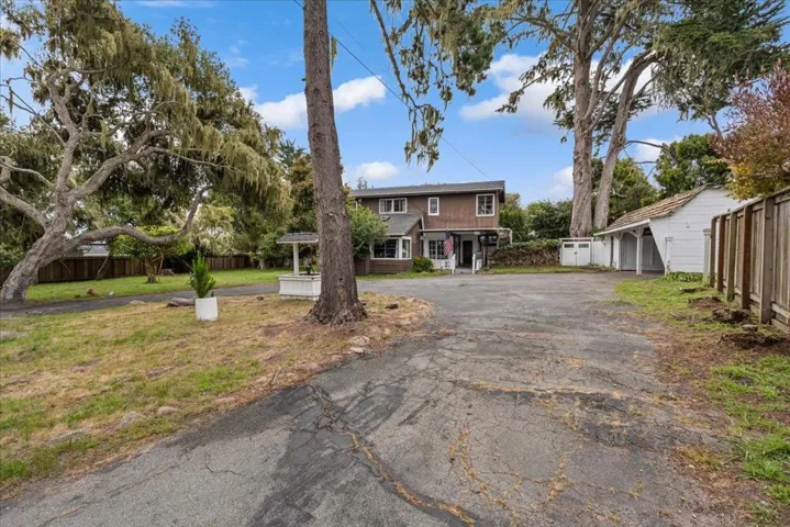 841 Congress Avenue, Pacific Grove, California 93950