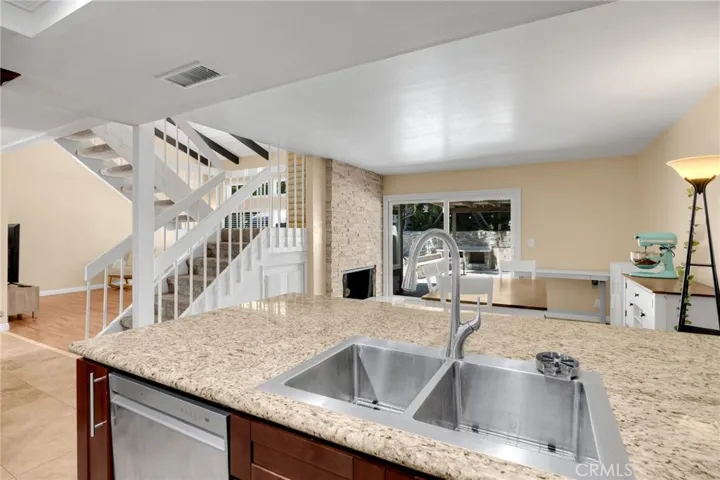 2626 N Tustin A, Santa Ana, California 92705