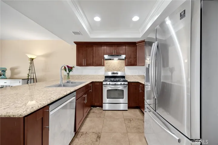2626 N Tustin A, Santa Ana, California 92705