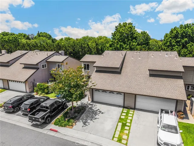 2626 N Tustin A, Santa Ana, California 92705