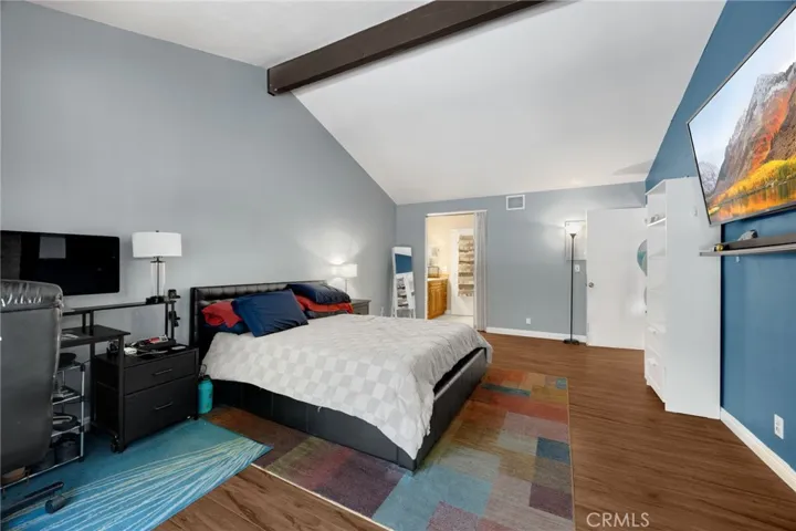 2626 N Tustin A, Santa Ana, California 92705