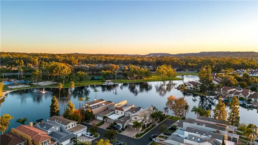 24395 Calle Pequeno, Lake Forest, California 92630
