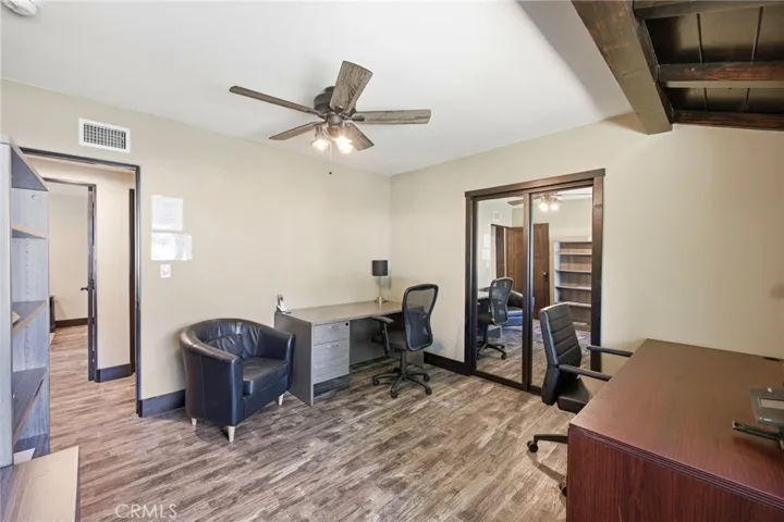 5237 Topanga Canyon, Woodland Hills, California 91364